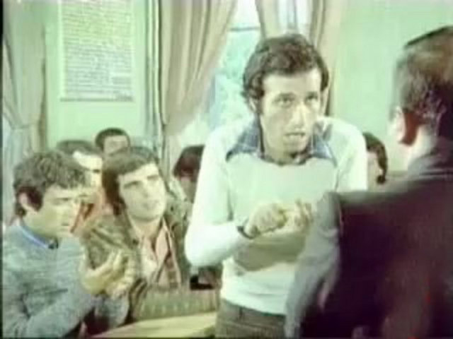 Hababam Sınıfı / Kemal Sunal Müfettiş : Adın ne? Şaban :Hz. Ebubekir Müfettiş : Oğlum adın ne diye sordum Şaban : Hee Hz. Şaban Müfettiş :Otur yerine