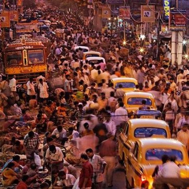 Dünyanın nüfusu 7 milyarı çoktan aştı. BM'nin yeni tahminlerine göre bu sayı 2050 yılında 9,7 milyarı bulacak, 2100 yılında ise 12 milyara yaklaşacak.