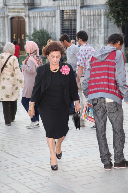 BERNA TOKAR 