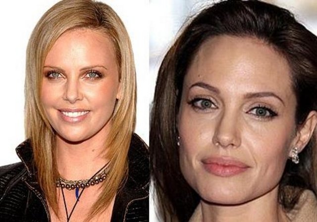 Charlize Theron ve Angelina Jolie - 1975 doğumlu iki ünlü güzel kendilerinden daha genç kadınları bile kıskandırıyor görünüşleriyle. Ama Theron'un yumuşak yüz hatları onu biraz daha genç gösteriyor. -  -