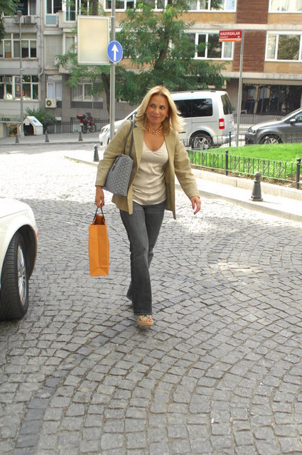 ZEYNEP ÇARMIKLI