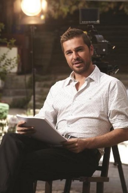 ENGİN ALTAN DÜZYATAN - Oyuncu Engin Altan Düzyatan'ın 64 bin 332 takipçisi var. -