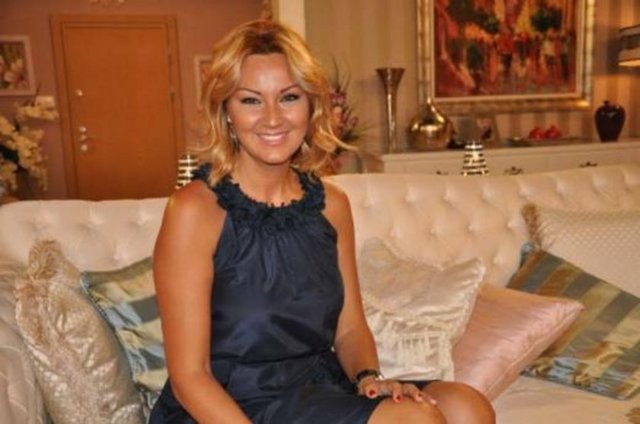 PINAR ALTUĞ - Çocuklar Duymasın'ın Meltem'i Pınar altuğ'u 88 bin 464 kişi takip ediyor.