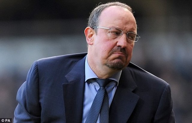 -Rafael Benitez'in takımlarında kaptan, oyuncular arasında yapılan oylamayla seçiliyor...