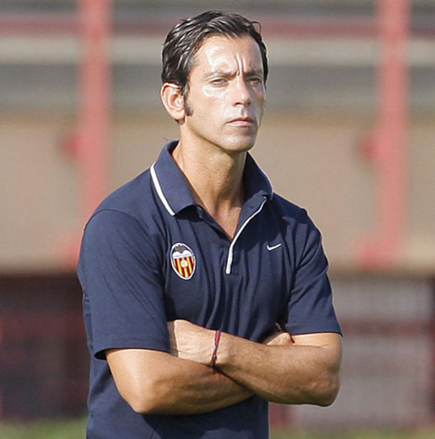 -Valencia t.direktörü Quigue Sanchez Flores, ünlü flamenko şarkıcısı Lla Flores'in yeğeni...