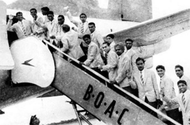 -Hindistan, 1950 Dünya Kupası'ndan çekildi çünkü FIFA, Hindistanlı futbolcuların yalınayak maça çıkmasına izin vermedi...