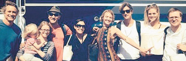 Düğün davetlileri Meksika'ya özel uçakla geldi.