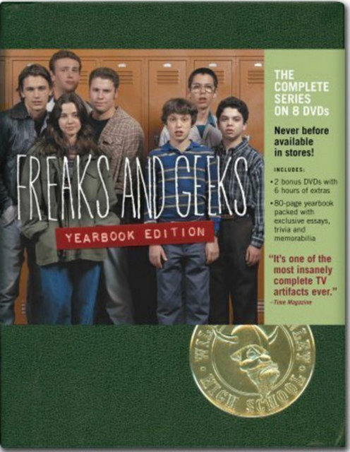 14- Freaks and Geeks:  Amerika yapımı, 90'ları her yönüyle anlatan dizi 1999 yılında NBC'de yayınlandı.