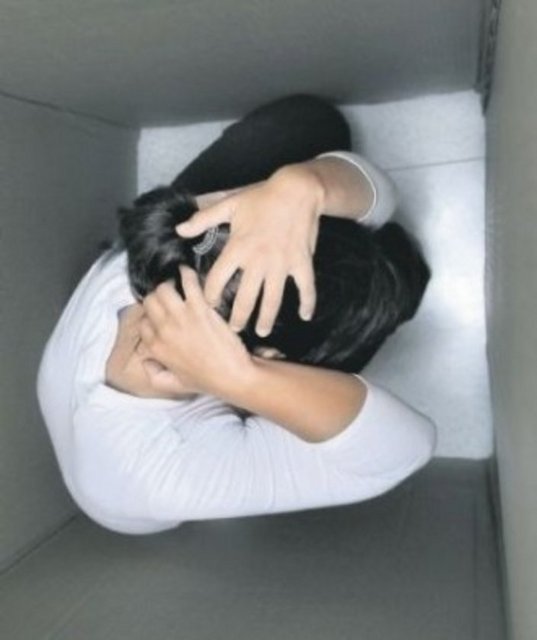 Kemerlerinizi "kemerleri bağlayın" sinyali söndüğünde de bağlı tutmakta yarar var.