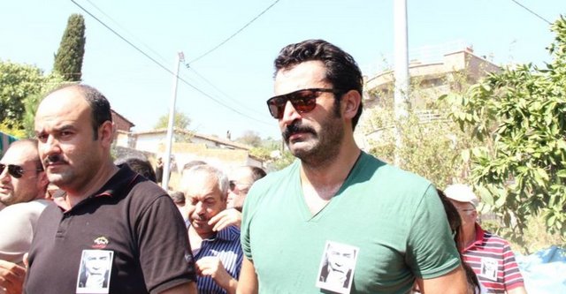 Tuncel Kurtiz'in cenazesi Balıkesir'in Edremit ilçesine bağlı Çamlıbel köyüne getirildi.  -  - TUNCEL KURTİZ'İN OYNADIĞI FİLM VE DİZİLER