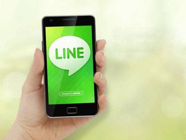 2- LINE: Son zamanlarda Türkiye'deki televizyon reklamlarıyla dikkatleri üzerine çeken ücretsiz arama yapıp mesaj atabileceğiniz bu iletişim uygulaması, 2011 yılında Japonya'da faaliyetlerine başlamış.