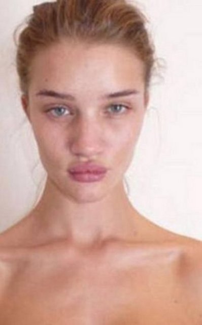 ROSIE HUNTINGTON WHITELEY