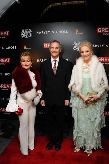 PRENSES MICHAEL OF KENT, LEIGH TURNER, DEMET SABANCI ÇETİNDOĞAN 