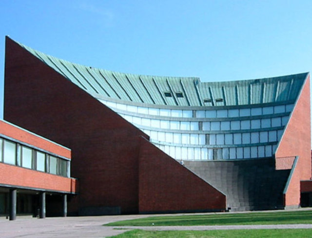 18. Aalto University, Helsinki - Finlandiya