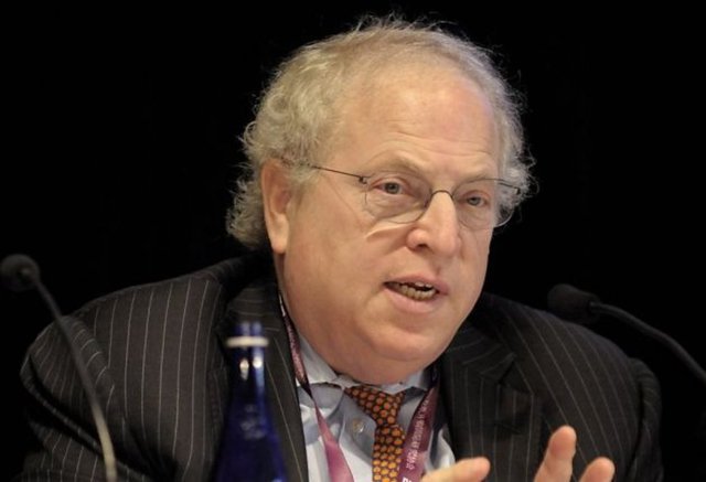 R. Berkley   - W.R. Berkley William  - EMEKLİ MAAŞI: 347,251 dolar