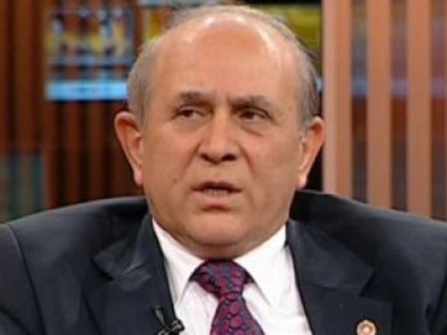 Burhan Kuzu: Akademisyen