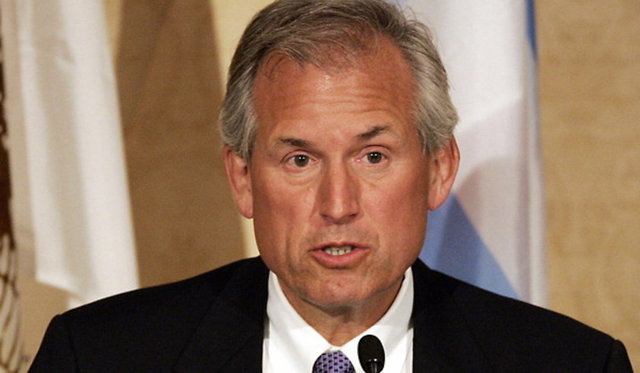 W. James McNerney,Jr.   - Boeing CEO  - EMEKLİ MAAŞI: 287,488 dolar -