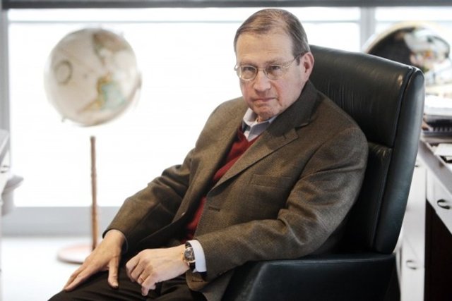 Michael F. Neidorff  - Centene CEO  - EMEKLİ MAAŞI: 619,743 dolar