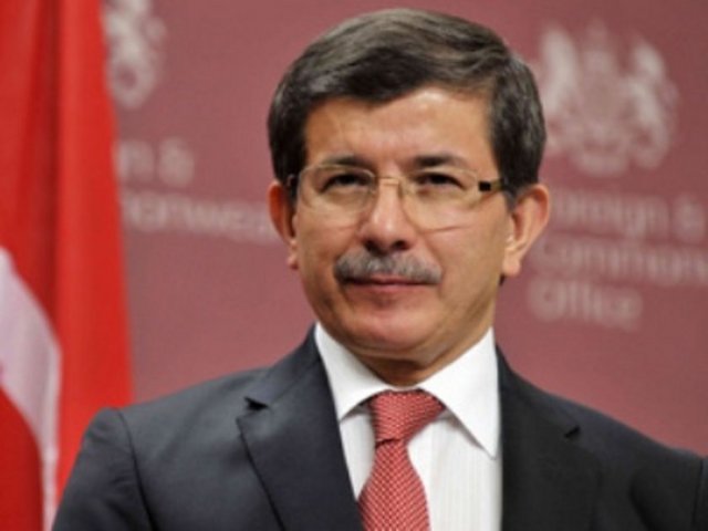 Başbakan Ahmet Davutoğlu: Akademisyen