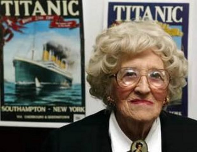 TİTANİK'TEN KURTULAN EN GENÇ YOLCU -  -  -  - Titanik denize inerken 69 günlük olan Millvina Dean, anne babası ve kendisinden 18 ay büyük ağabeyiyle gemideydi. 14 Nisan 1912'de gemi batarken annesi ve ağabeyiyle birlikte hayattaydı fakat babası boğulmuştu