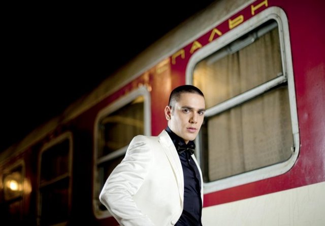 - ÖZEL PİSTTE GAZLIYOR