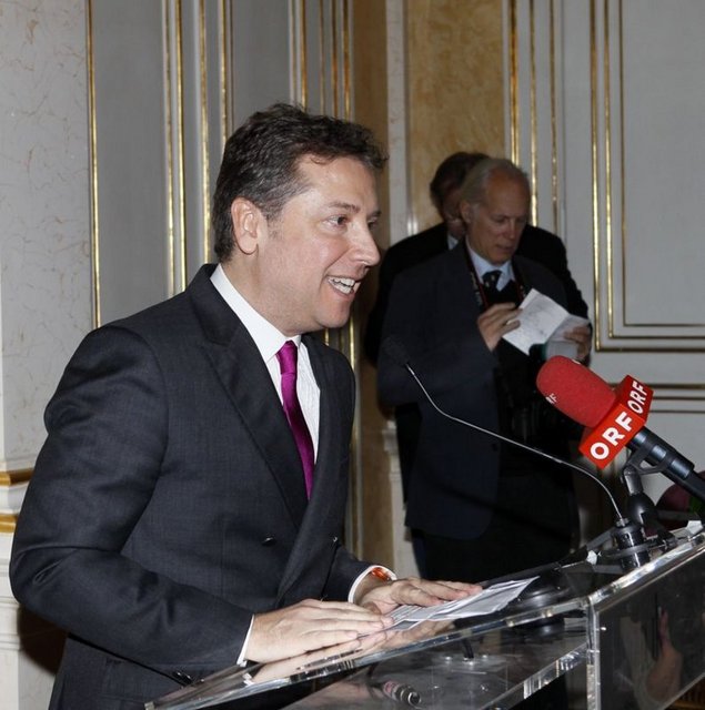 ATIL KUTOĞLU
