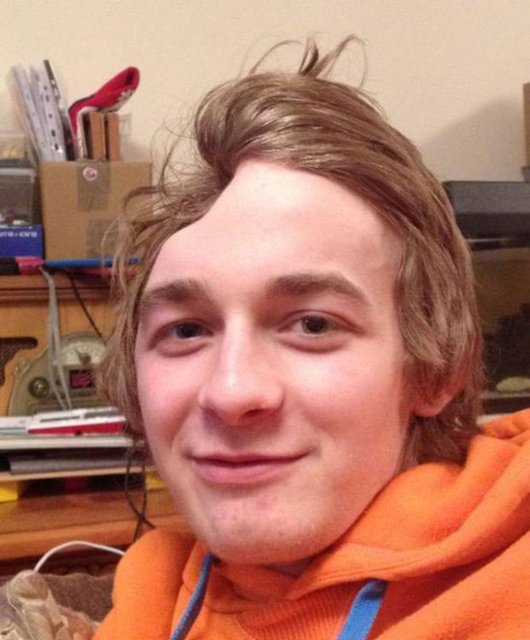 18 yaşındaki Connor Huntley hayatı ev arkadaşı yüzünden değişti.