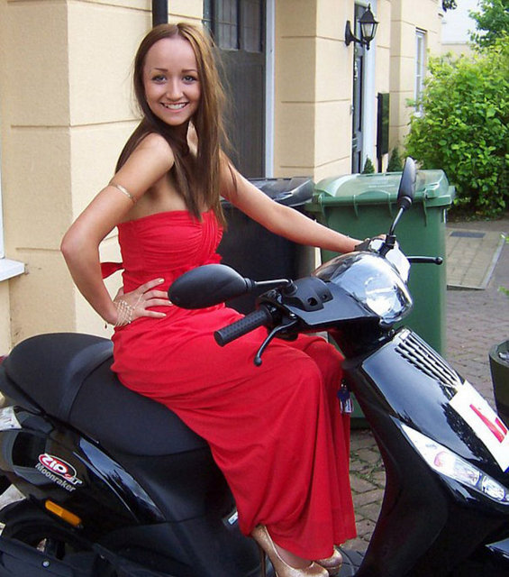 Genç kızın başına gelen rahatsızlığa Stevens-Johnson Sendromu adı veriliyor. Çaresiz bir hastalık olan Stevens-Johnson Sendromuna yakalanan insanların genellikle yüzde 40 yaşama ihtimali oluyor.