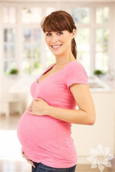 Cinsel fantezi malzemeleri kullanmak - Duş yapmak doğal adım gibi görünse de, kesinlikle iyi bir fikir değildir. Vajinanın PH'ını da değiştirmektedir. Bu uzmanlar tarafından bozuk doğurganlık olarak gösterilir. Aynı şekilde kişisel kayganlaştırıcılar da sperm sayısını düşürmekle kalmayıp, spermlerin hareketliliğini de engeller.