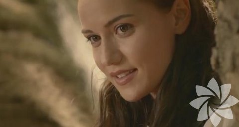 "Gelir gelmez dua edersen daha makbule geçer" (1928 baskısı) sayfa 176)  cümlesi şöyle değiştirilmiş: "Zeyni Baba'yı ziyaret edersen daha makbule geçer."