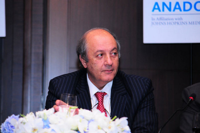 TUNCAY ÖZİLHAN