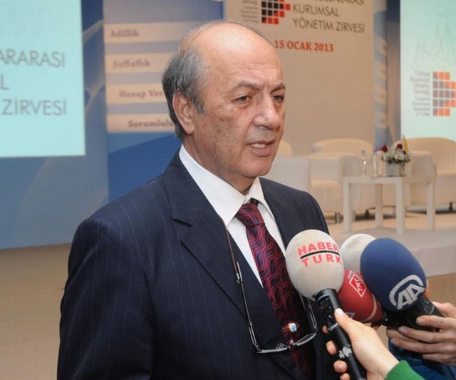 TUNCAY ÖZİLHAN