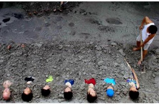 Bu nedenle Çin'in Schiuan bölgesinde küçük çapta bir turizm gelişmesi sağlanmış.