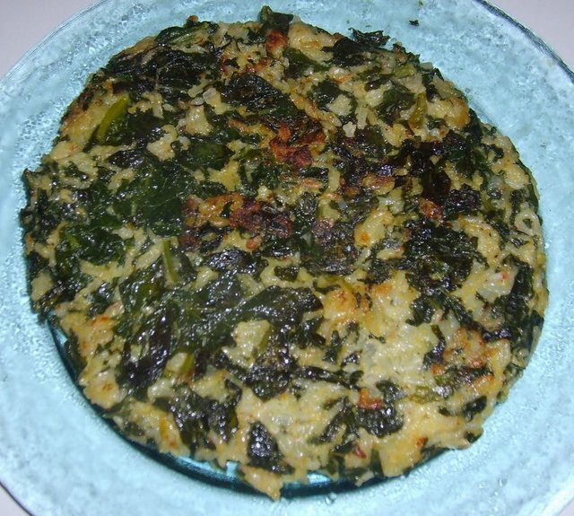 Yediğiniz et miktarının hacim olarak 4 katı kadar yeşil yapraklı sebze tüketin.  -