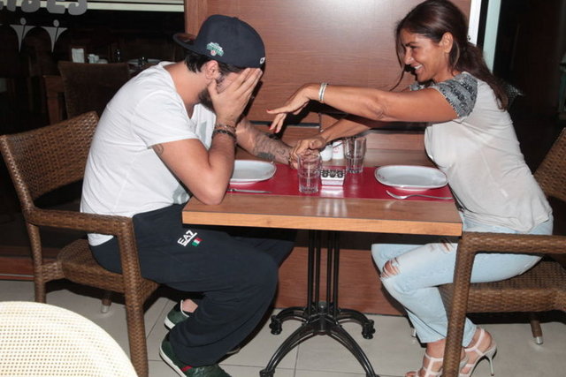 Önceki gün Etiler'de görüntülenen İdo'nun pick-up'ının değerinin 300 bin TL olduğu öğrenildi.