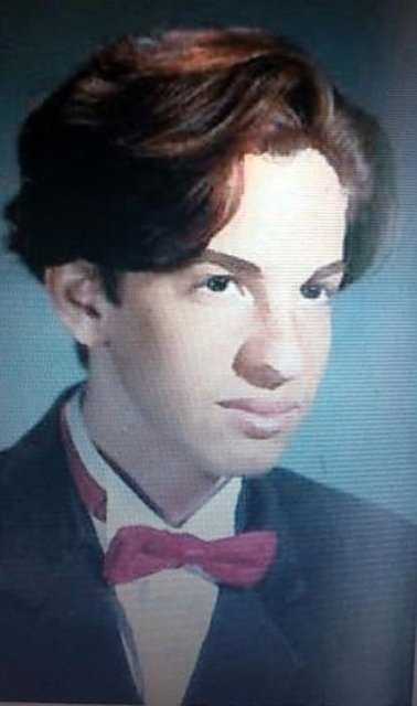ABD yaşayan Jason Torres, barbie bebeklere olan tutkusu yüzünden 18 yaşında kadın olmaya karar verdi.