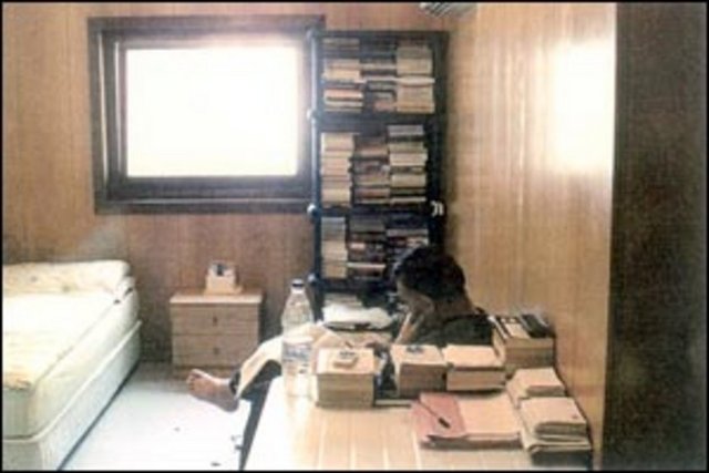 İmralı'dan daha önce bu fotoğraflar paylaşılmıştı