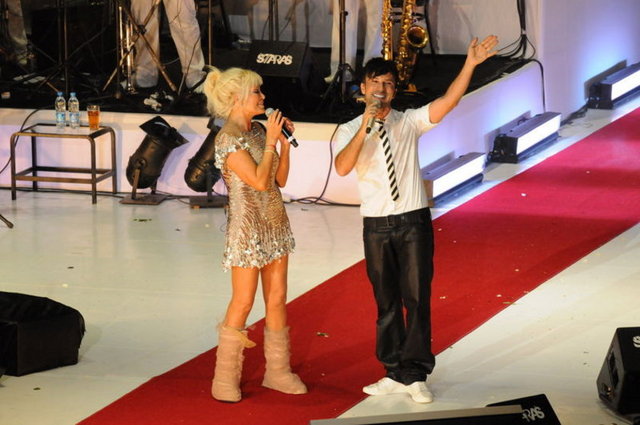 Tarkan star, kutusundan çıkmıyor.