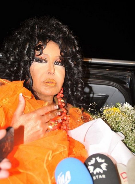 Kadın orada rahat yatsın en azından arkadaşlarıyla" dedi.