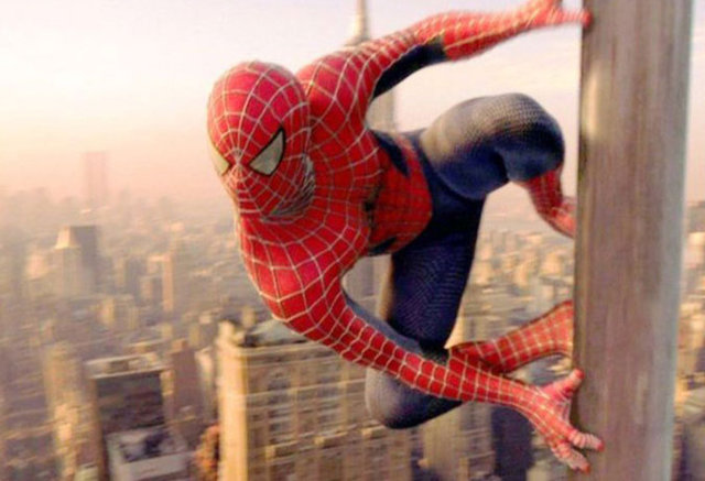 Bilim adamları şuanda insanların tıpkı 'Örümcek Adam' filmindeki gibi duvarlarda ve tavanlarda yürümesini sağlayabilecek bir madde yaratmaya çalışıyor.