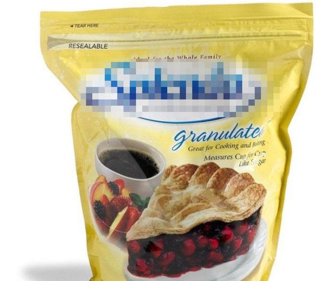 Tatlandırıcı bir bilim insanının yanlışlıkla 'Bu kimyasalı test et' yerine 'Bu kimyasalın tadına bak' olarak duymasıyla keşfedildi.