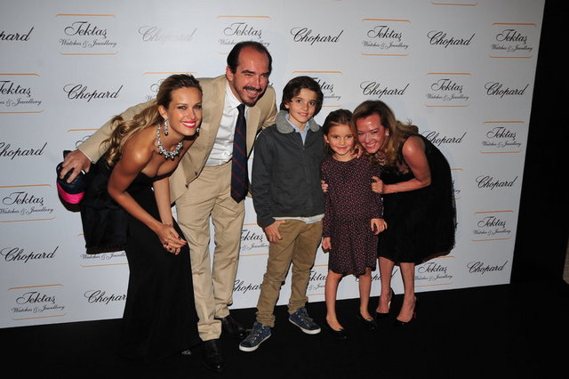 PETRA NEMCOVA, ALEXIS VELLER, TOM, ANNA, CAROLINE SCHEUFELE
