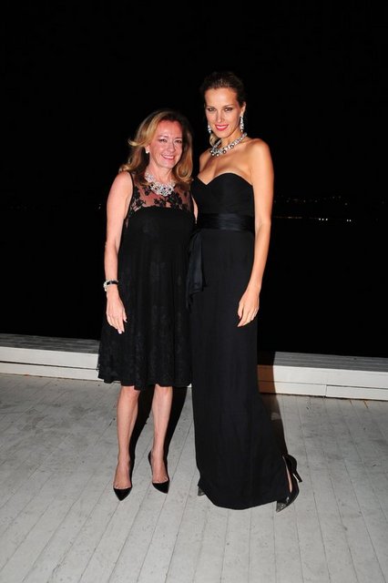 CAROLINE SCHEUFELE, PETRA NEMCOVA 