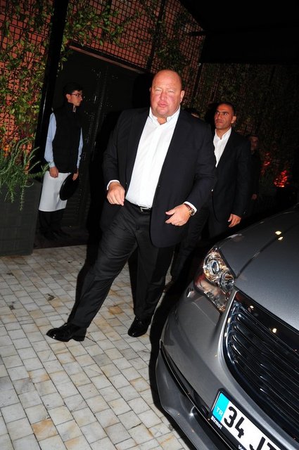 MUSTAFA KOÇ