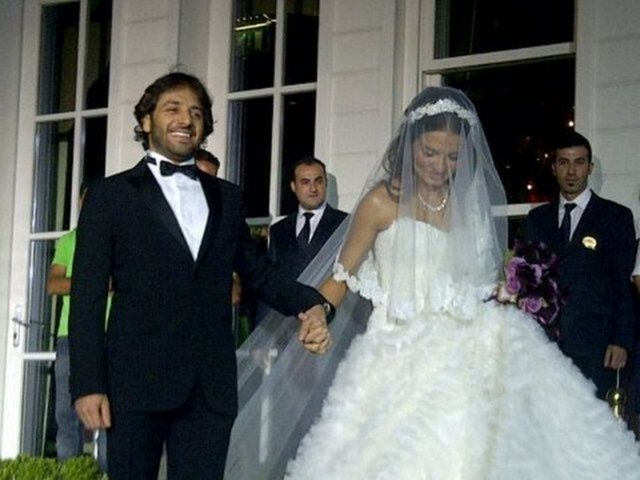 EBRU - ÖZER SANCAK