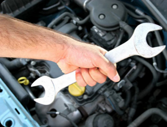 Kirlenmiş bujiler, kirli hava filtresi veya tıkalı yakıt filtresi yakıt tasarrufunuzu olumsuz bir şekilde etkiler. Bakımı iyi yapılmış bir motor yakıt tasarrufunu yüzde 4'e kadar artırabilir.