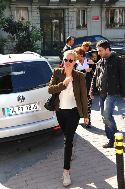 ESRA DİNÇKÖK