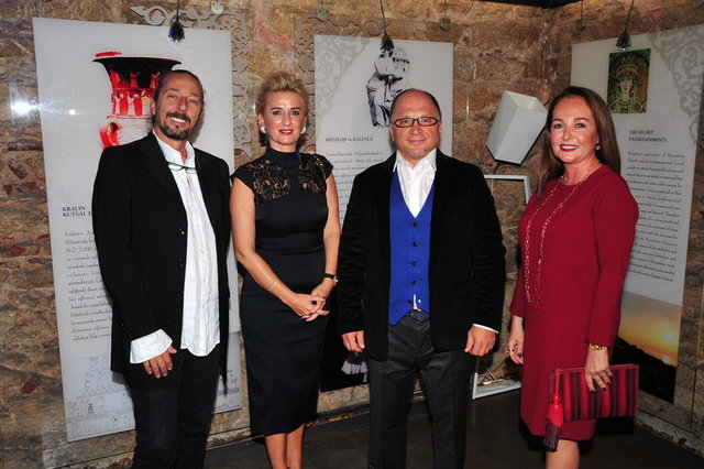 OKTAY KERESTECİ, NEŞE GÖNÜL, KEMAL ÇAKIRGÖZ, ESRA SOYDAN