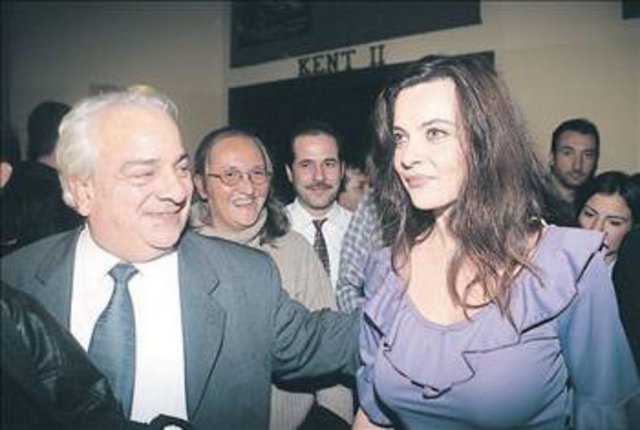 Sema Yunak'ın babası, abisi Tunç'u bir anlık sinirle öldürerek ceza evine girdi.