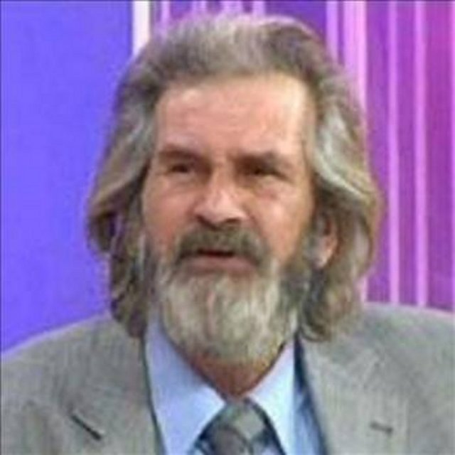 Selahattin Kayacı kızının yalan söylediğini söyleyerek iddaları red ediyor.